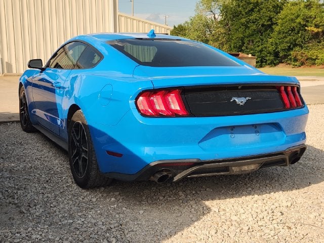 2022 Ford Mustang EcoBoost