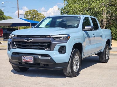 2025 Chevrolet Colorado WT/LT