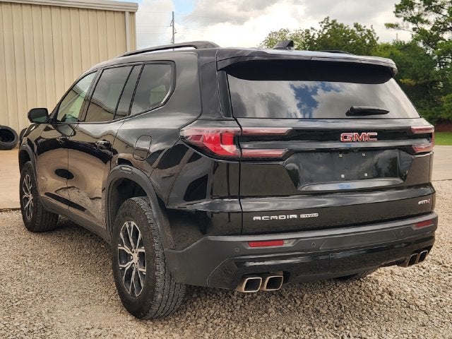 2024 GMC Acadia AT4