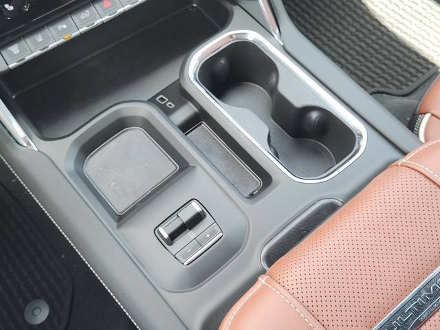 2026 GMC Sierra 3500 HD Denali Ultimate DRW