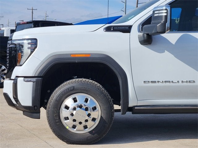 2026 GMC Sierra 3500 HD Denali Ultimate DRW