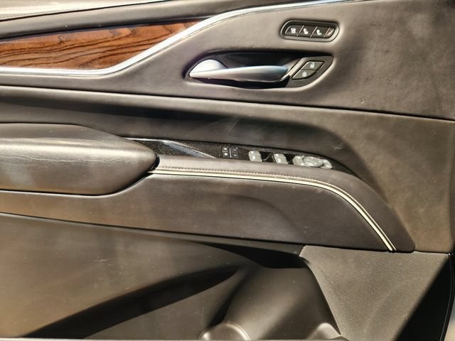 2022 Cadillac Escalade Sport Platinum