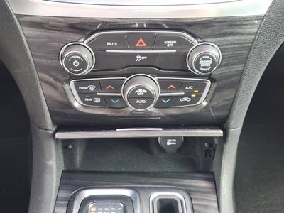 2019 Chrysler 300 Touring