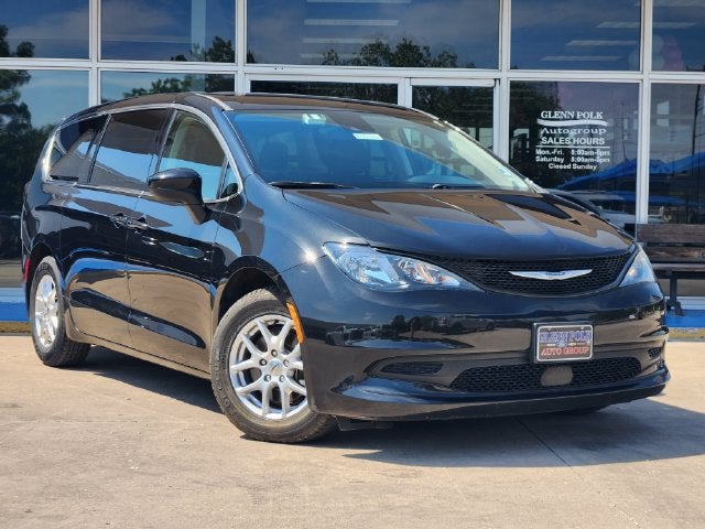 2023 Chrysler Voyager