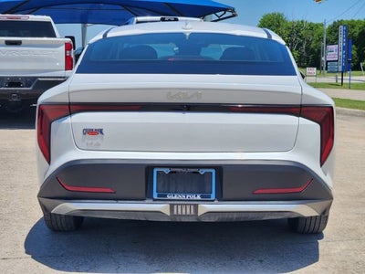 2025 Kia K4 LXS