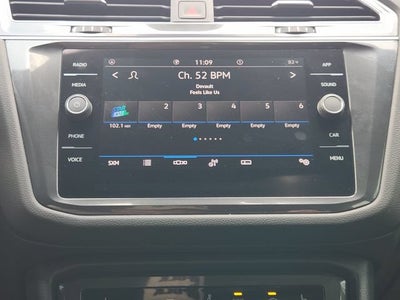 2023 Volkswagen Tiguan SE R-Line Black