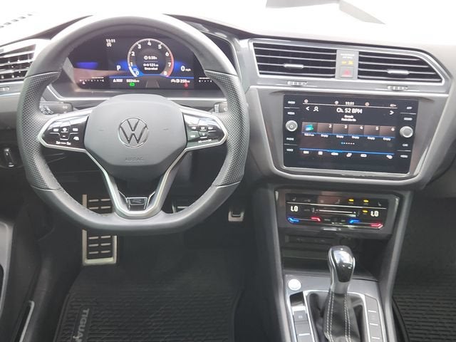 2023 Volkswagen Tiguan SE R-Line Black