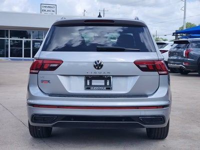 2023 Volkswagen Tiguan SE R-Line Black