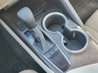 2022 Toyota Camry LE