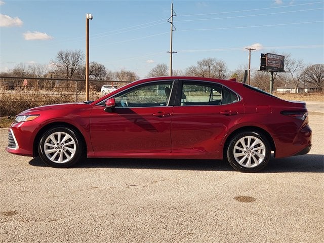 2022 Toyota Camry LE