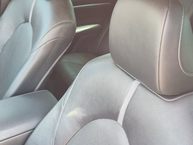 2021 Toyota Camry Hybrid XLE