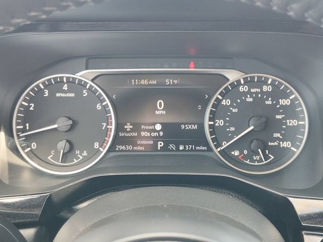 2025 Nissan Pathfinder SV