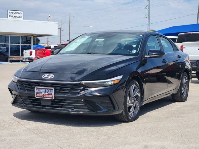2025 Hyundai Elantra SEL Convenience