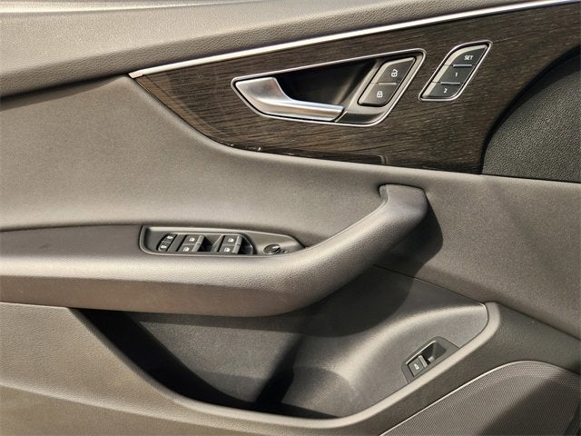 2021 Audi Q8 Premium