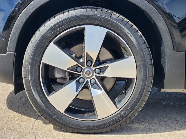 2019 Volvo XC40 Momentum