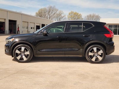 2019 Volvo XC40 Momentum