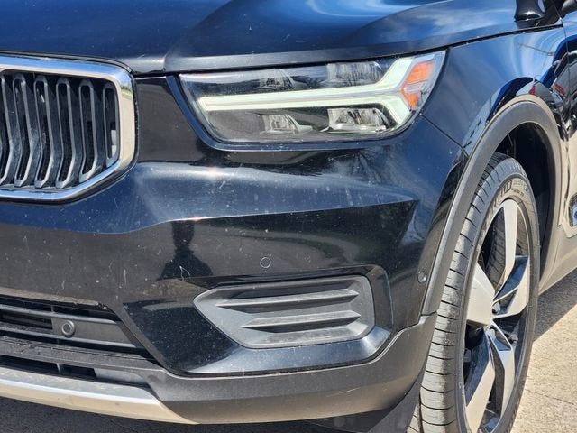 2019 Volvo XC40 Momentum